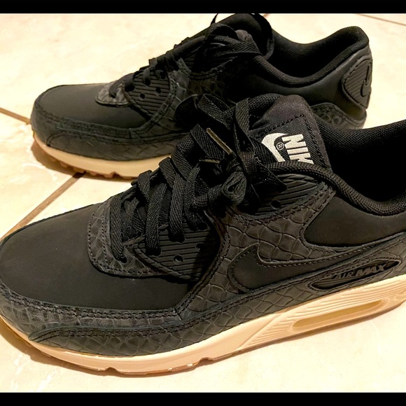 Nike Airmax 90 Premium - Picture 1 of 3